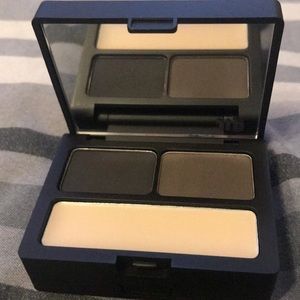 Urban Decay BROW BOX BROW POWDER BLACKOUT